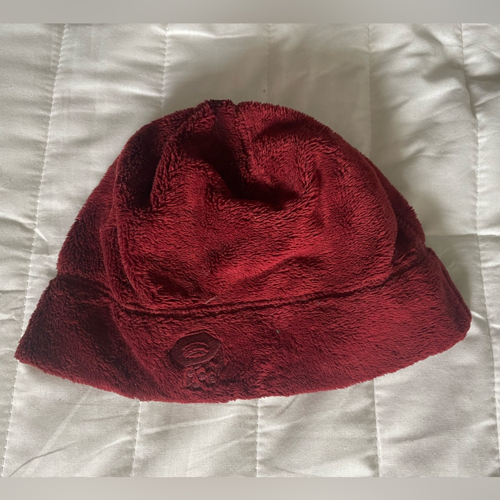 Mountain Hardwear Dome Perginon fleece beanie hat women’s L burgundy